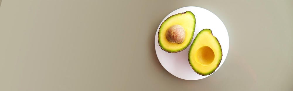 Aufgeschnittene Avocado